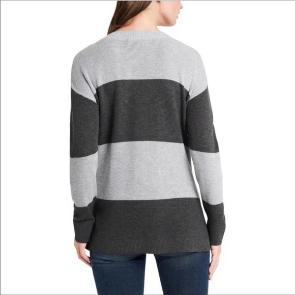 Vince Camuto Striped Ribbed Knit Button Shoulder Casual Sweater Plus Size Blouse - Picture 2 of 7